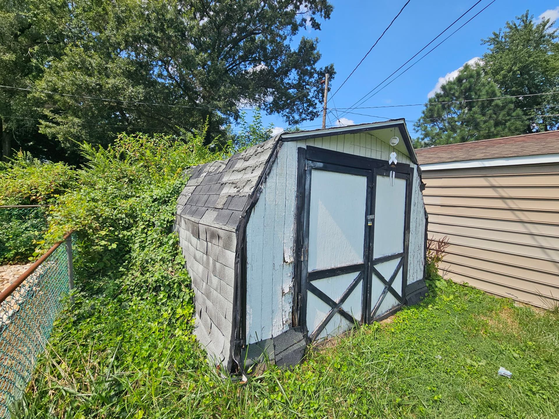 Gallery photos for Effortless Shed Removal: Space Revived: Image #1
