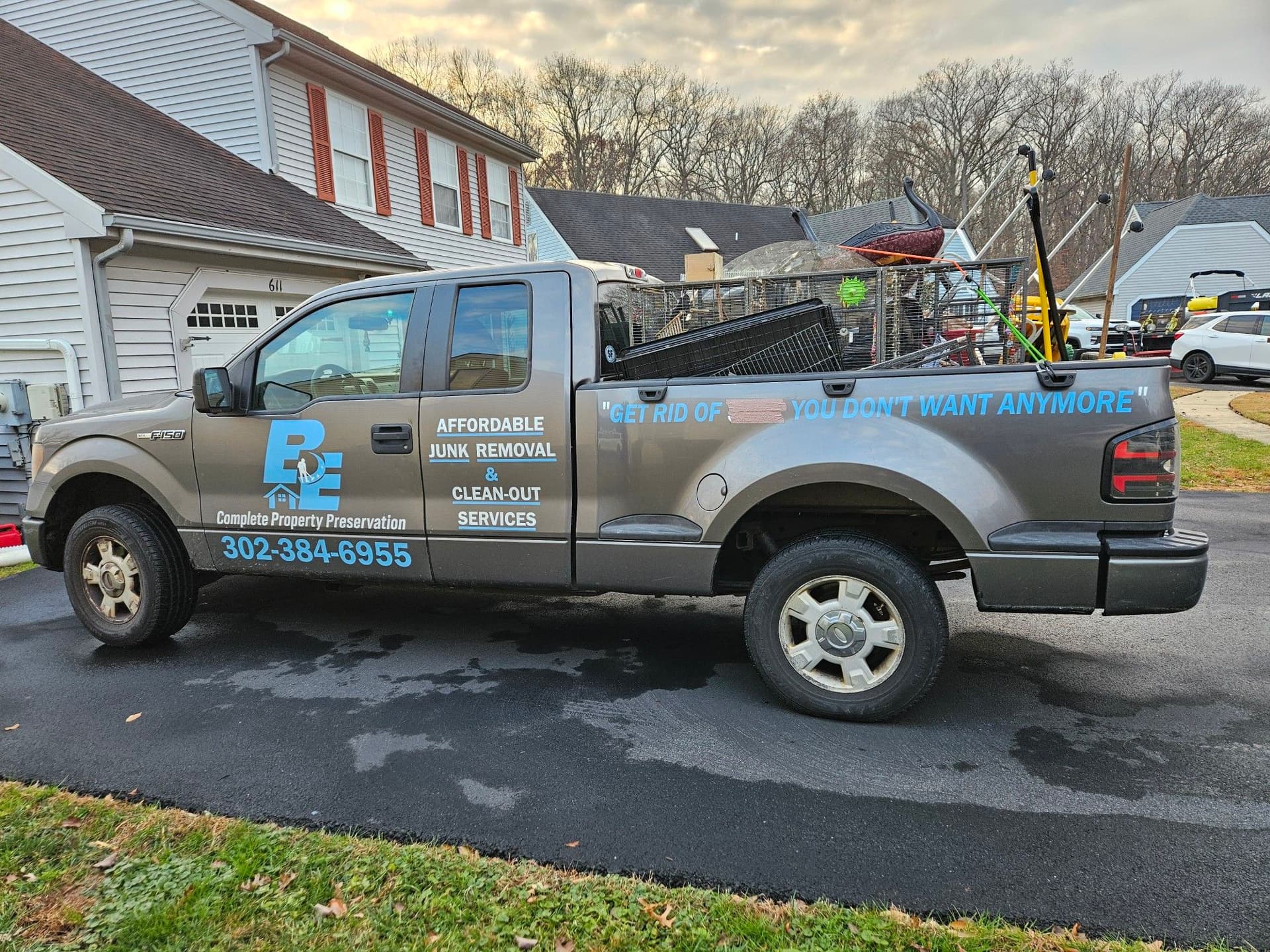 Gallery photos for Say Goodbye to Clutter with B&E: Expert Junk Removal: Image #1